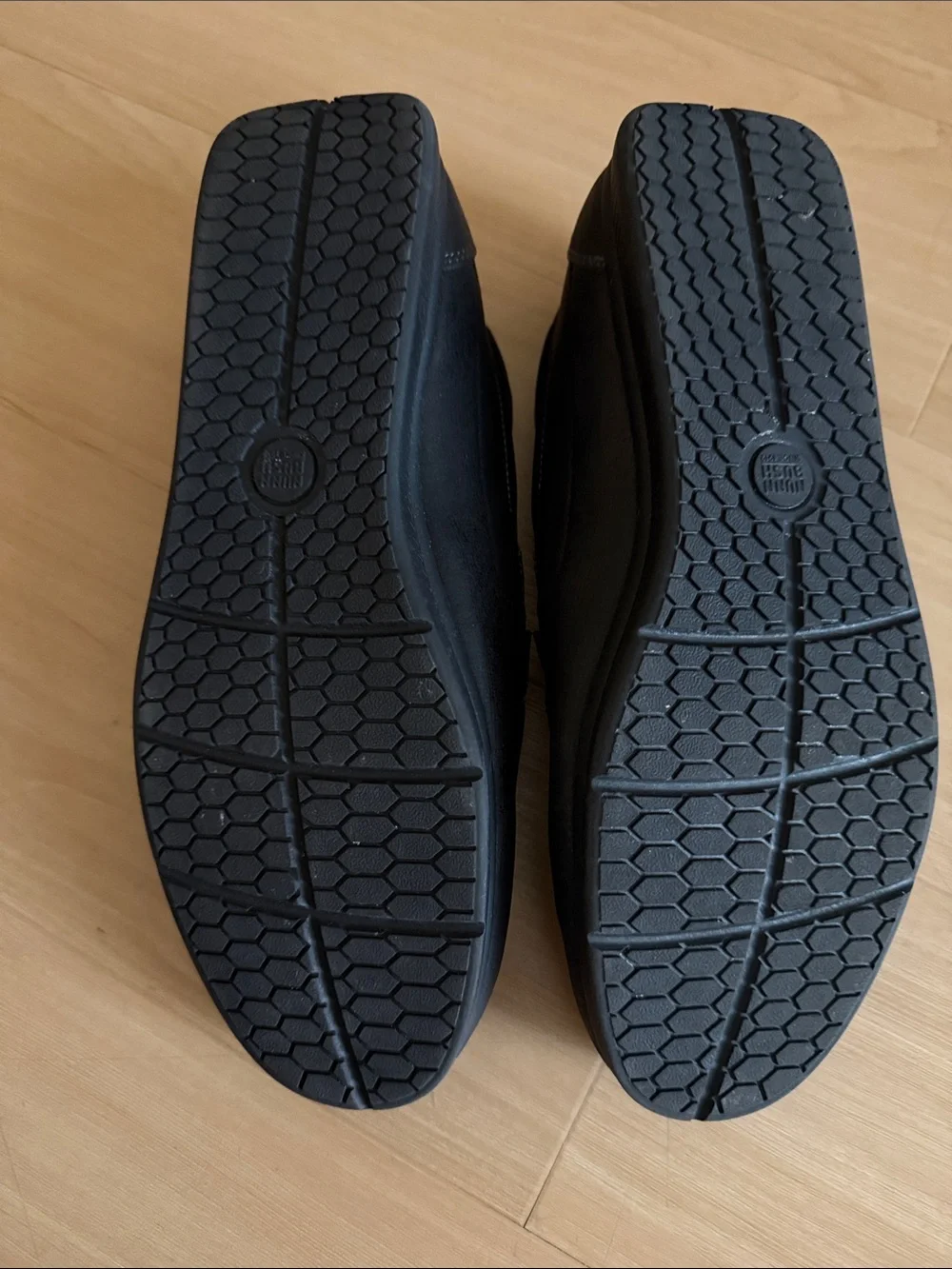 NIN BUSH MENS SANTO MOCCASIN TOE SLIP ON CASUAL LIGHTWEIGHT BLACK SHOE SIZE 9.5